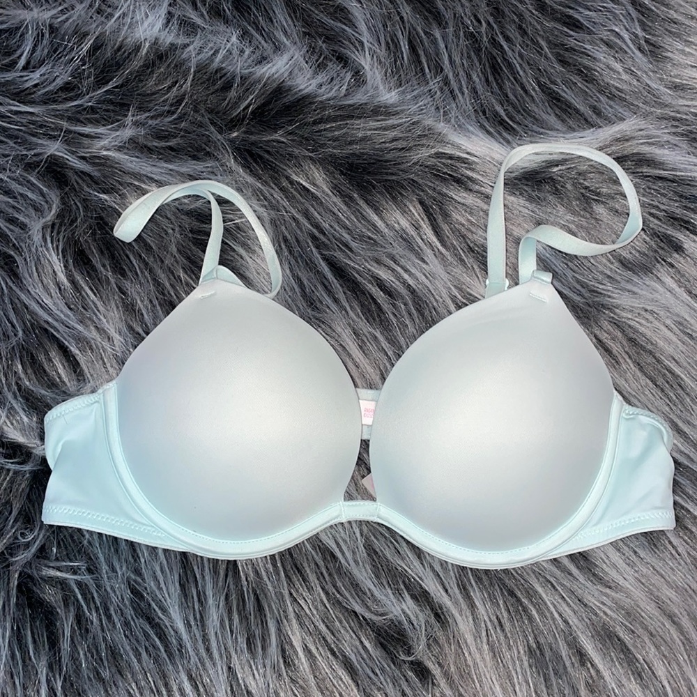 Victoria’s Secret Pink Wear Everywear Super Push Up Bra 36A
